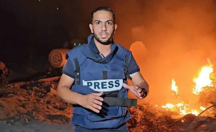 সাংবাদিক