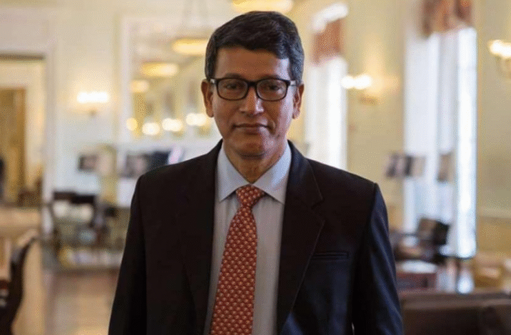 বিশ্ববিদ্যালয়টির উপাচার্য মুহাম্মদ ইয়াহইয়া আখতার