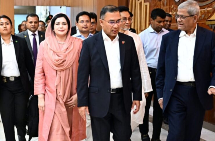 ৬ দিনের সফর শেষে দেশে ফিরেছেন প্রধানমন্ত্রী তারেক রহমান